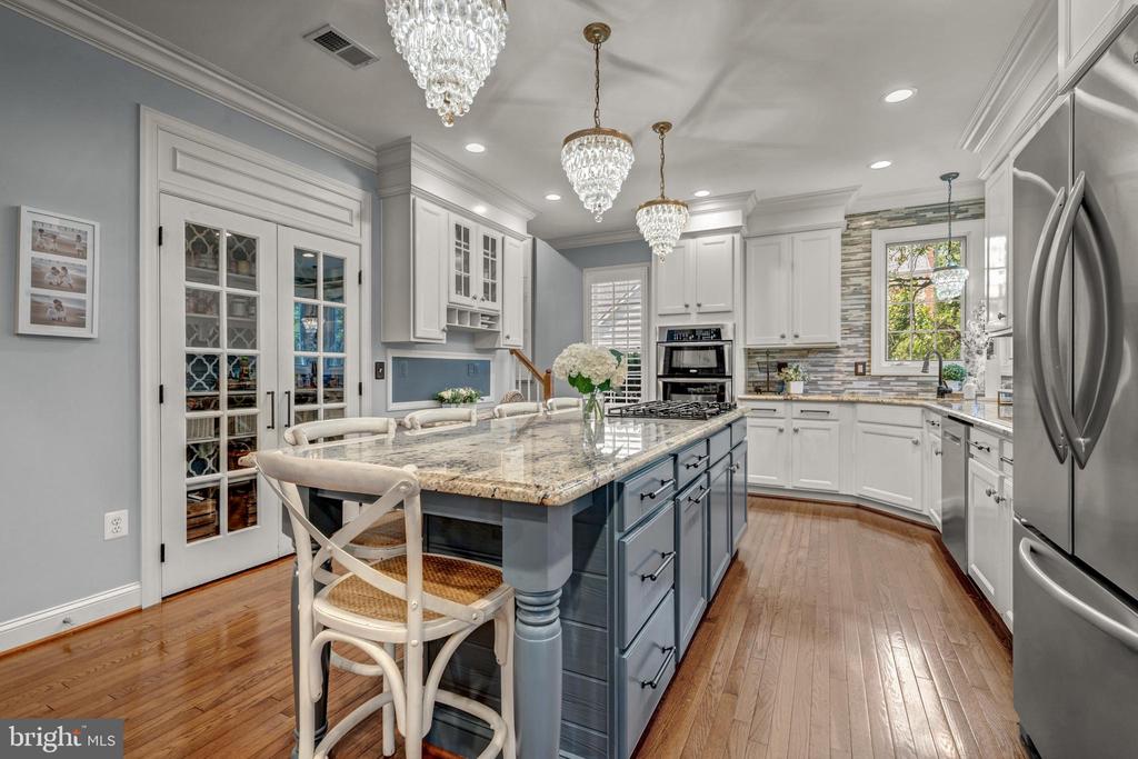 24165 SPRING MEADOW CIRCLE