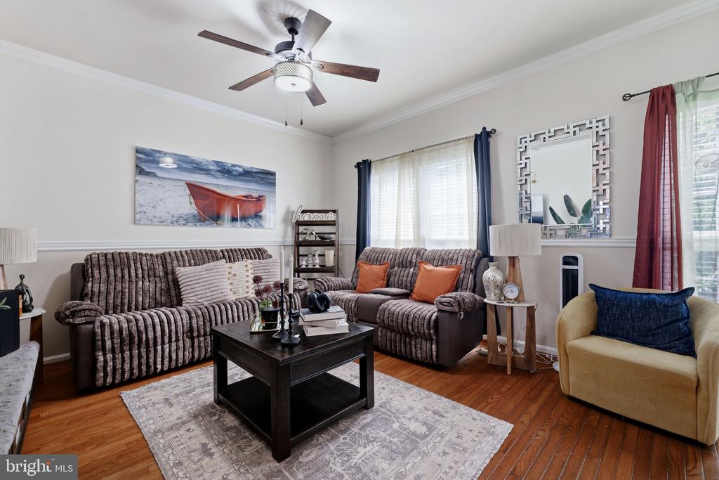 21942 GOLDEN SPIKE TERRACE