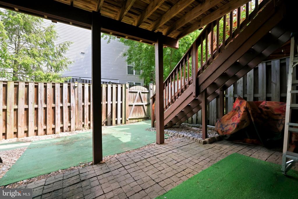 21942 GOLDEN SPIKE TERRACE