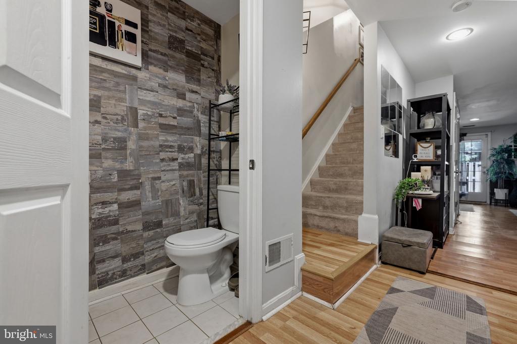 21942 GOLDEN SPIKE TERRACE