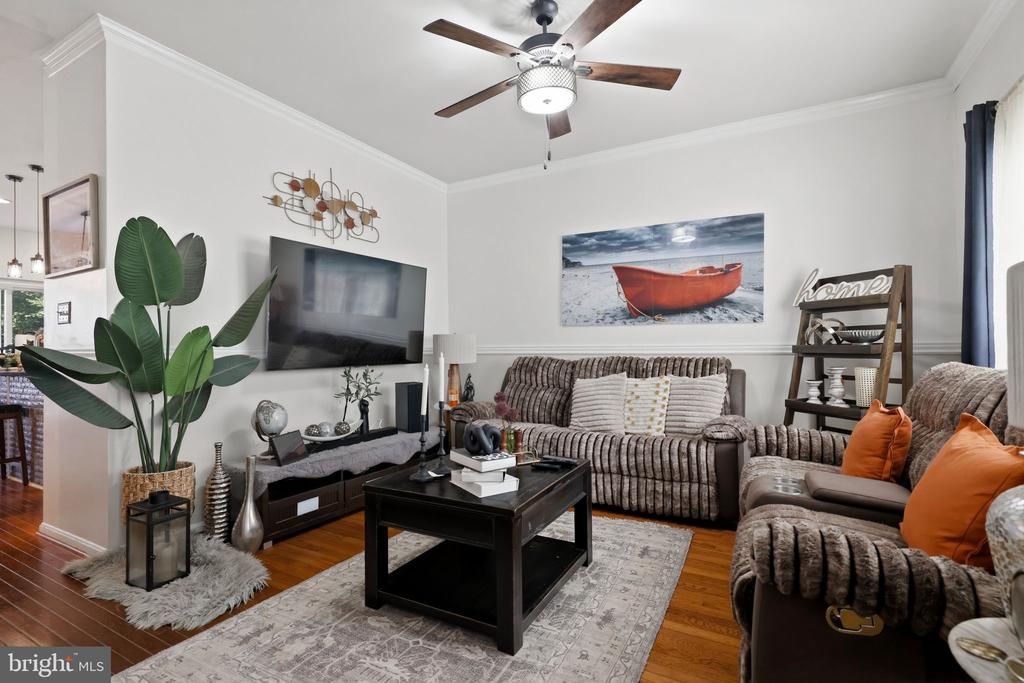 21942 GOLDEN SPIKE TERRACE