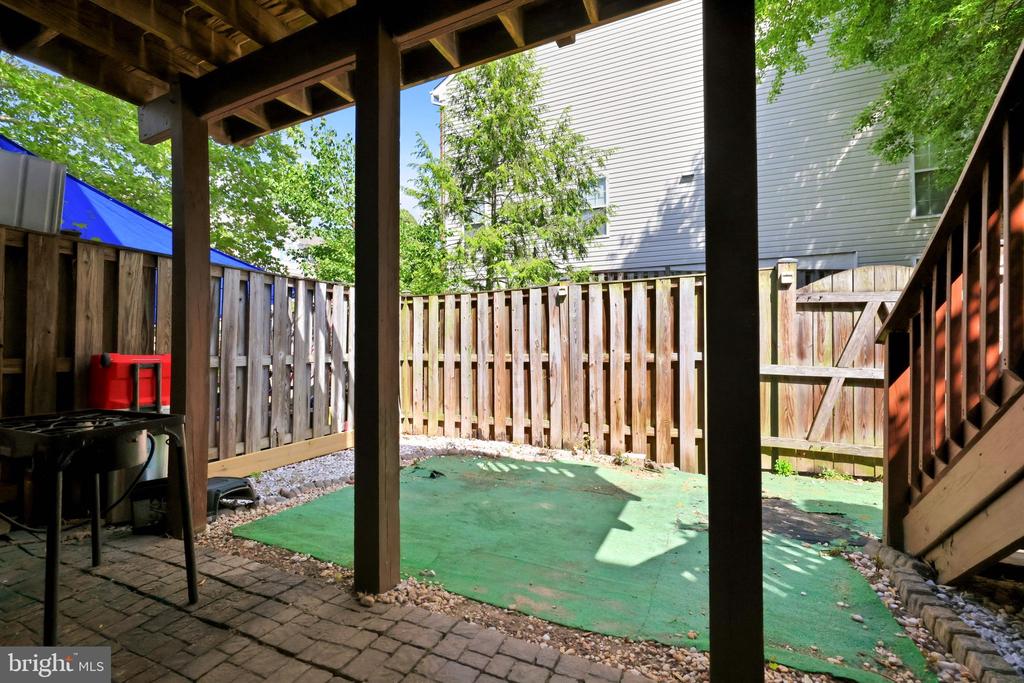 21942 GOLDEN SPIKE TERRACE