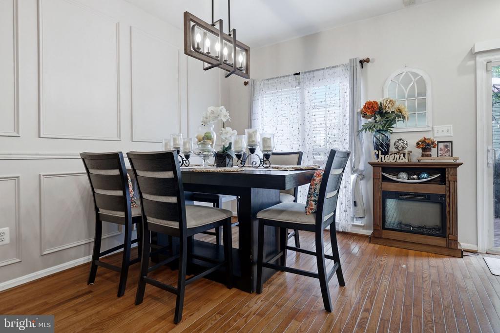 21942 GOLDEN SPIKE TERRACE