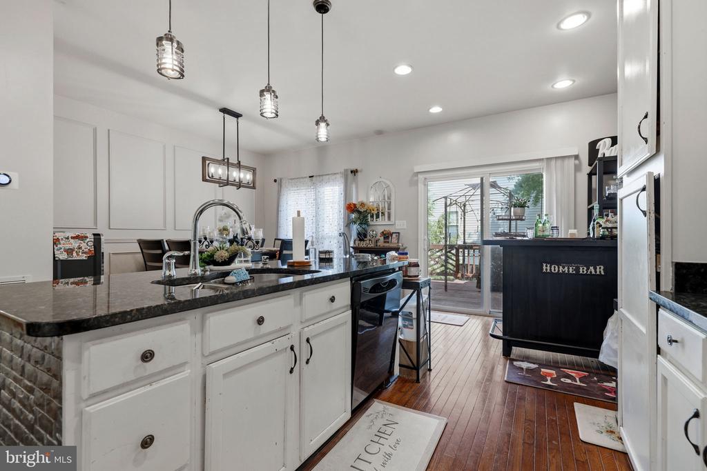 21942 GOLDEN SPIKE TERRACE