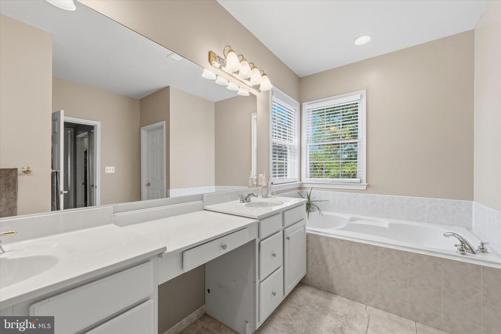 42989 MILL PARK COURT