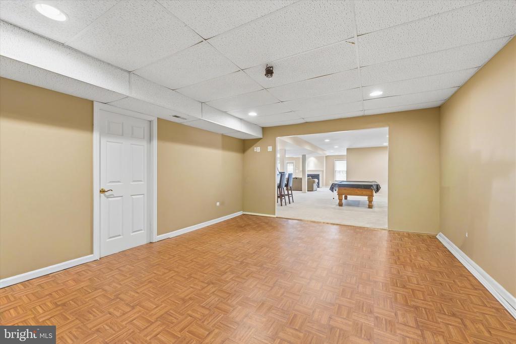 42989 MILL PARK COURT