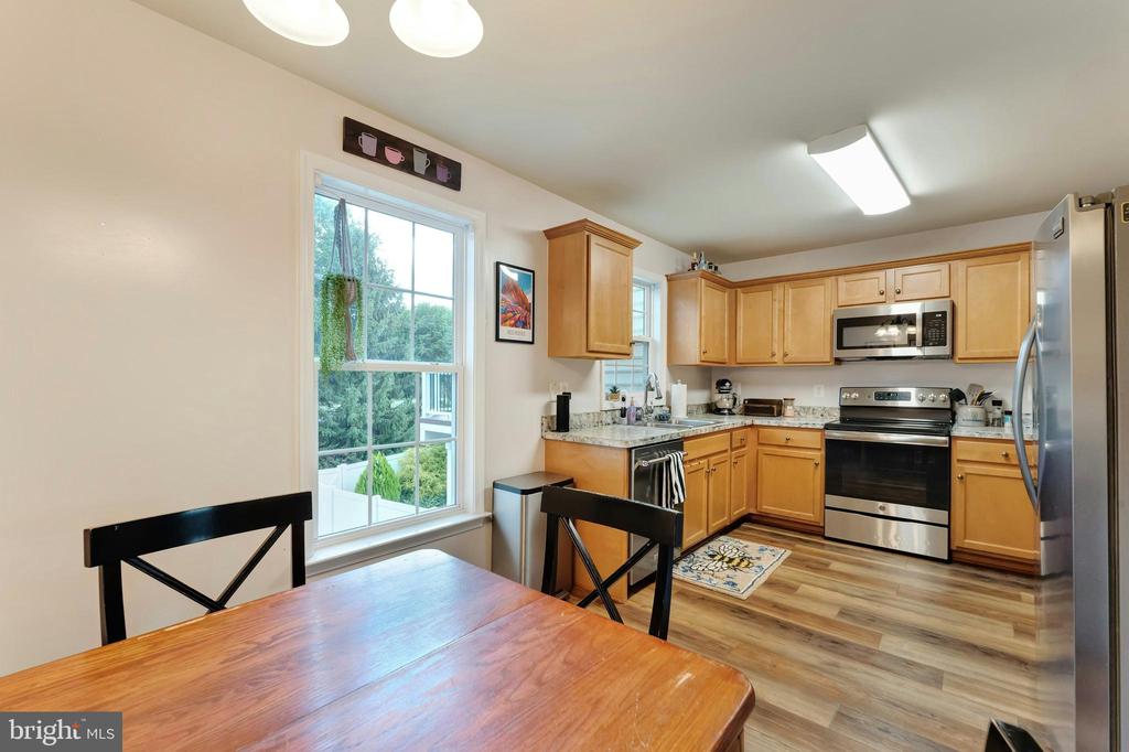 42703 WILMAR SQUARE