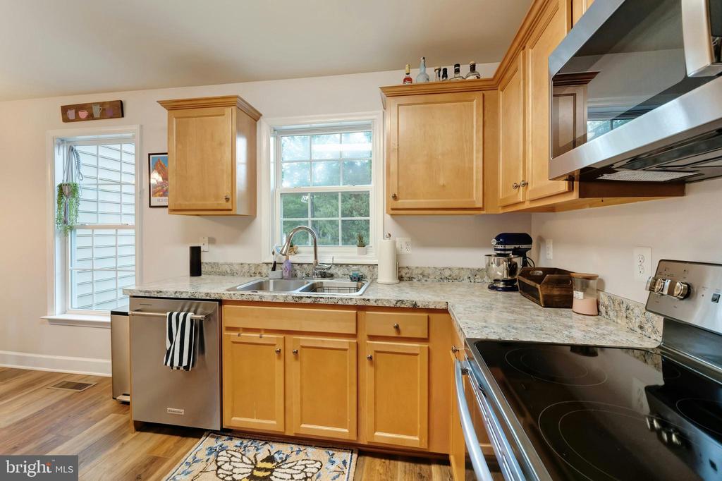 42703 WILMAR SQUARE