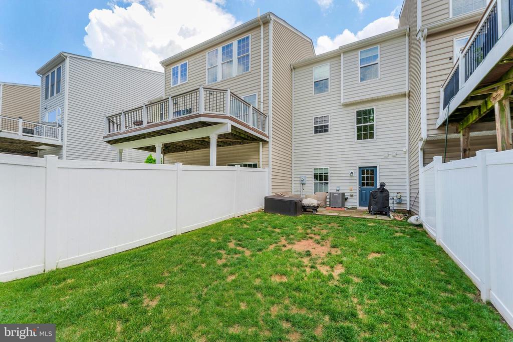 42703 WILMAR SQUARE
