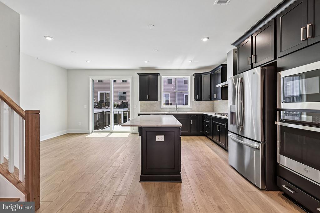 42200 SHINING STAR SQUARE HOMESITE 4533