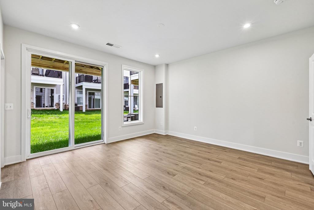 42200 SHINING STAR SQUARE HOMESITE 4533
