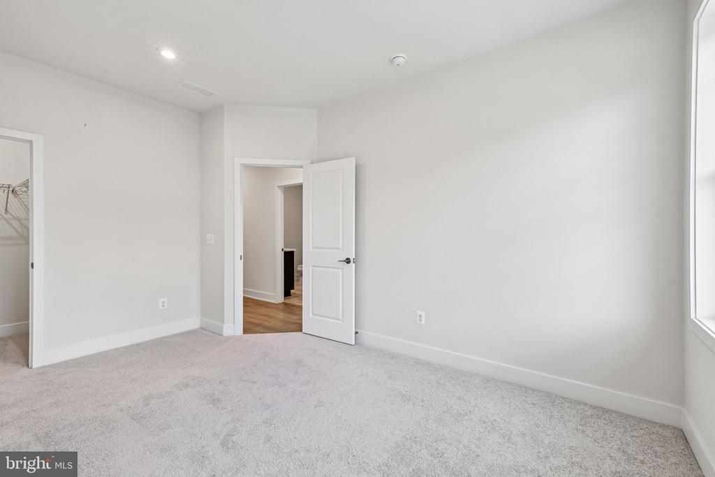 42200 SHINING STAR SQUARE HOMESITE 4533