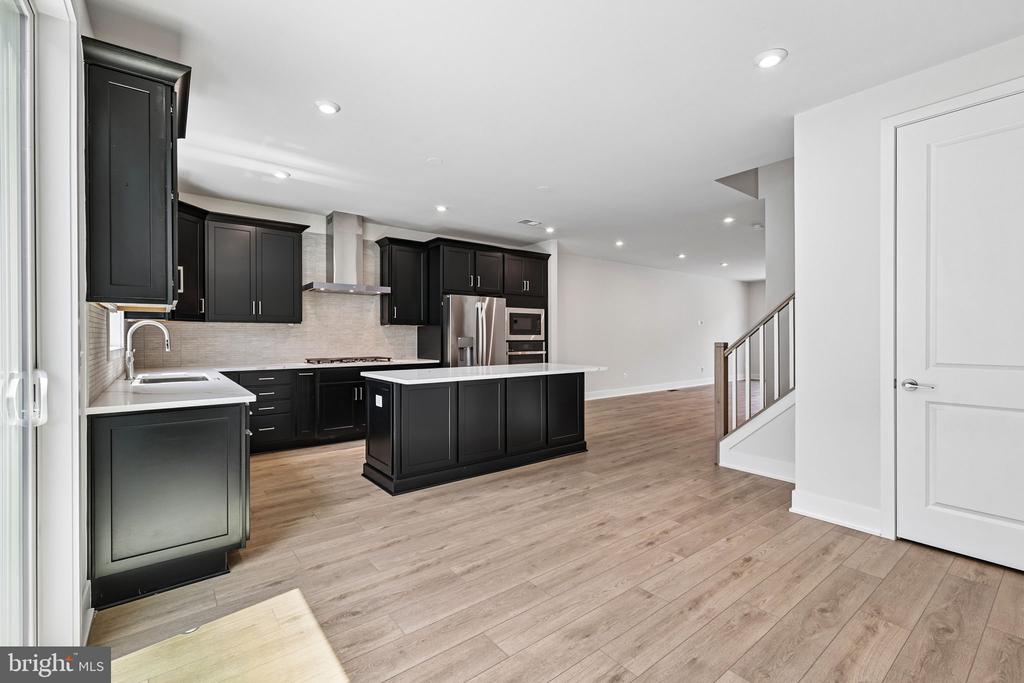 42200 SHINING STAR SQUARE HOMESITE 4533