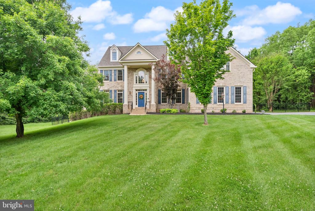 39716 GOLDEN SPRINGS COURT