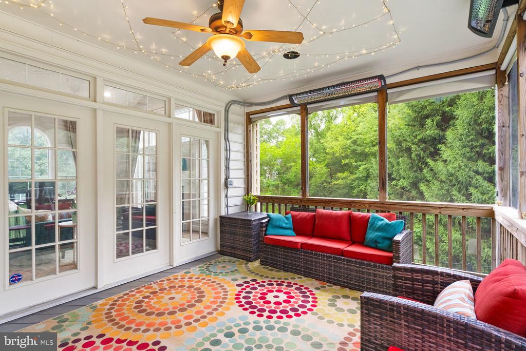 39716 GOLDEN SPRINGS COURT