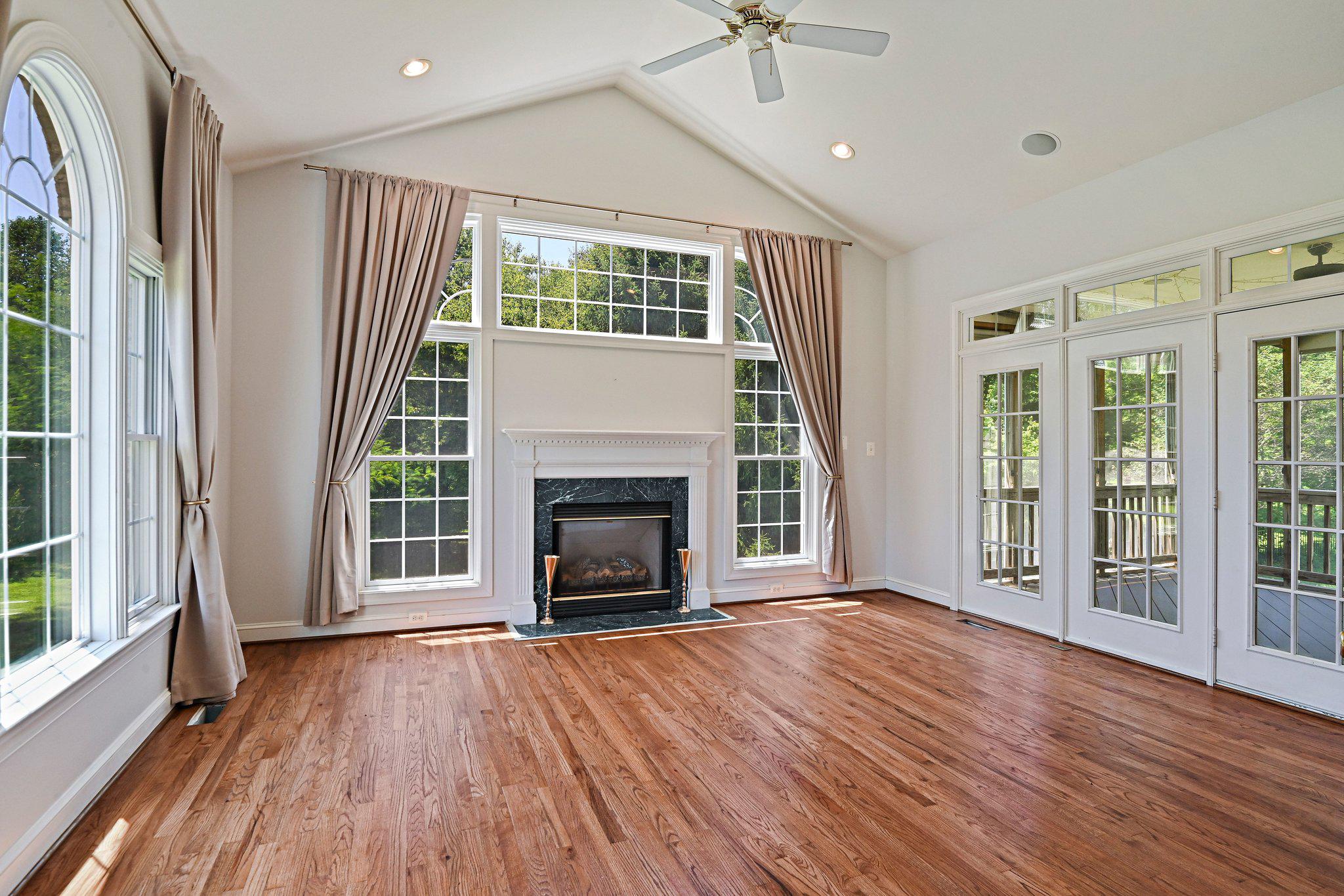39716 GOLDEN SPRINGS COURT