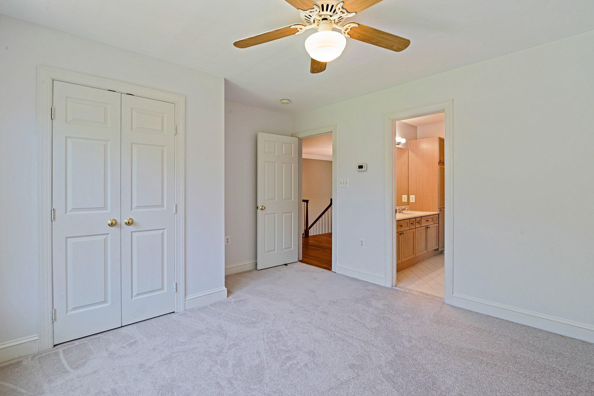 39716 GOLDEN SPRINGS COURT