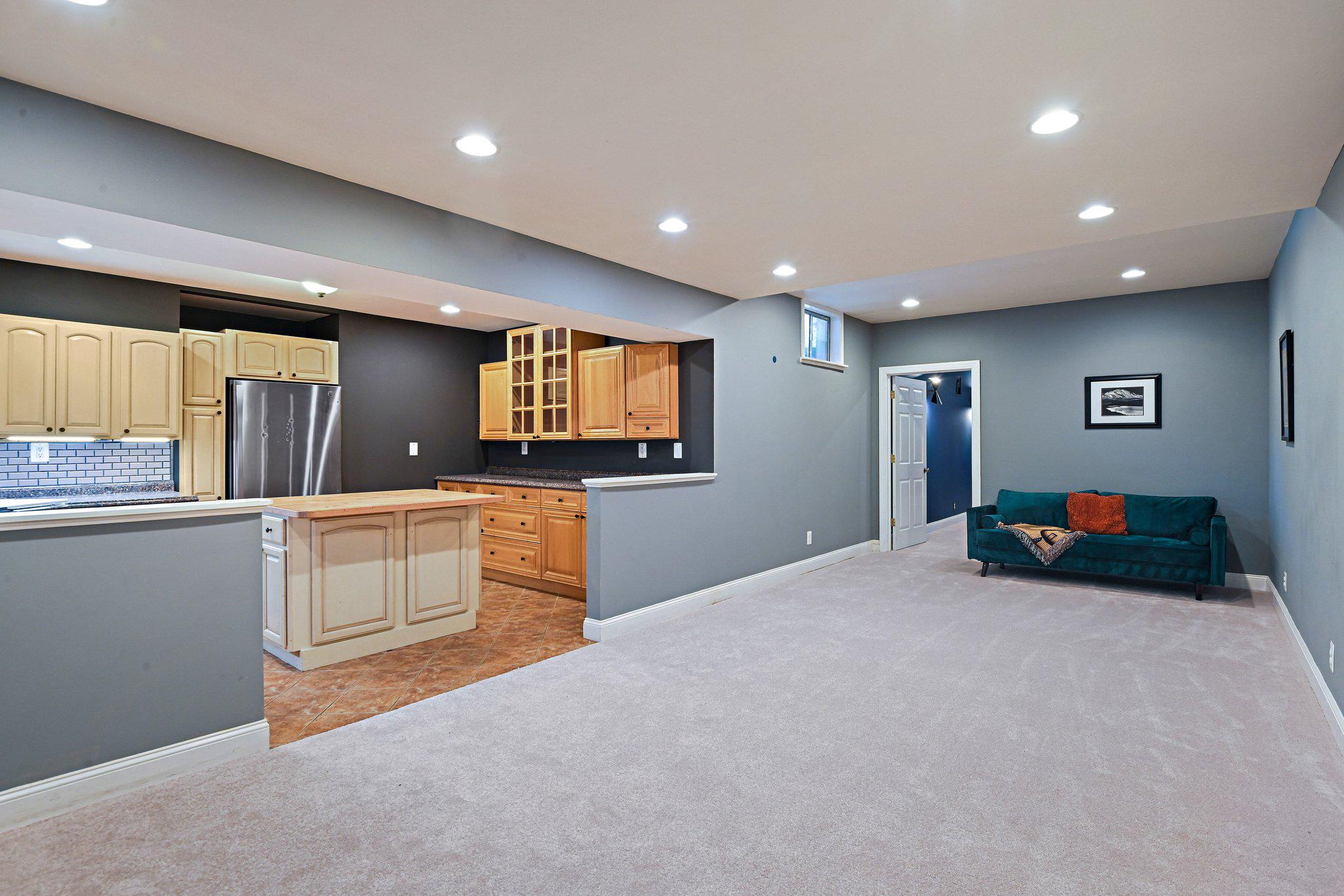 39716 GOLDEN SPRINGS COURT