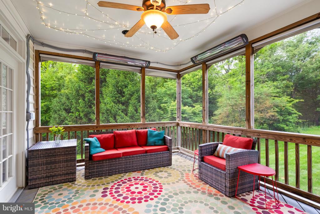 39716 GOLDEN SPRINGS COURT