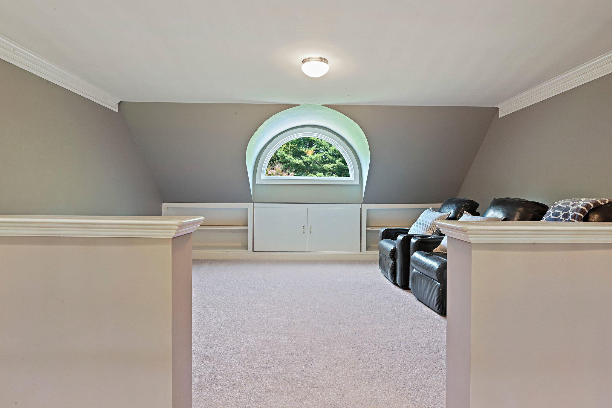 39716 GOLDEN SPRINGS COURT