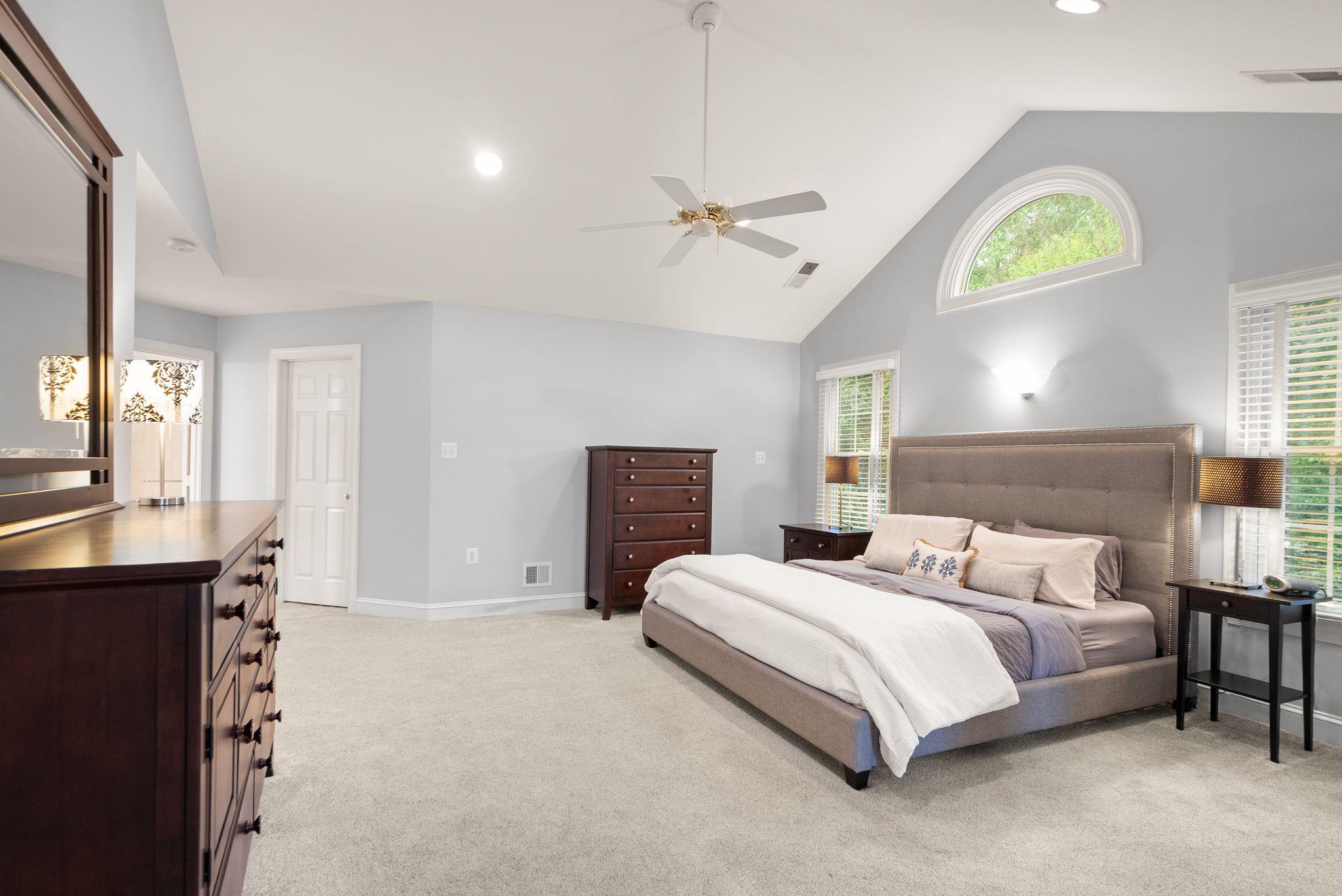 39716 GOLDEN SPRINGS COURT