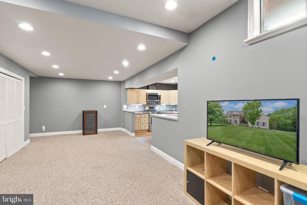 39716 GOLDEN SPRINGS COURT
