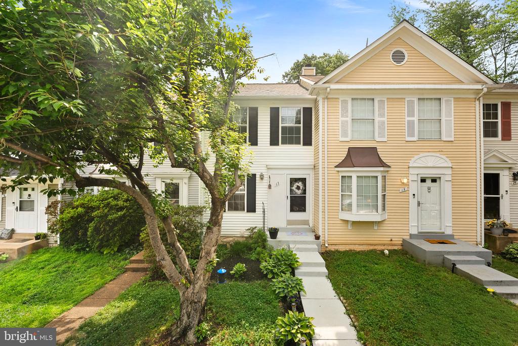 13 FAIRMONT PLACE