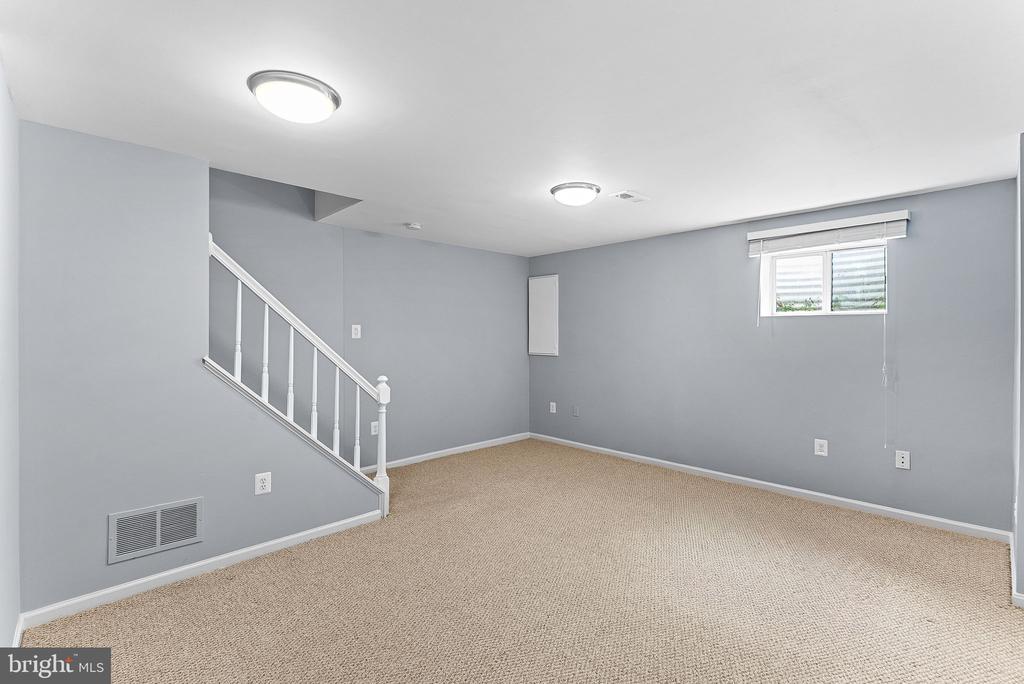 13 FAIRMONT PLACE