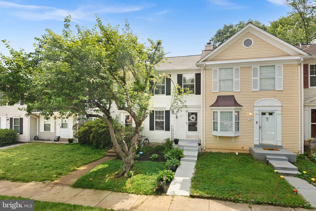 13 FAIRMONT PLACE