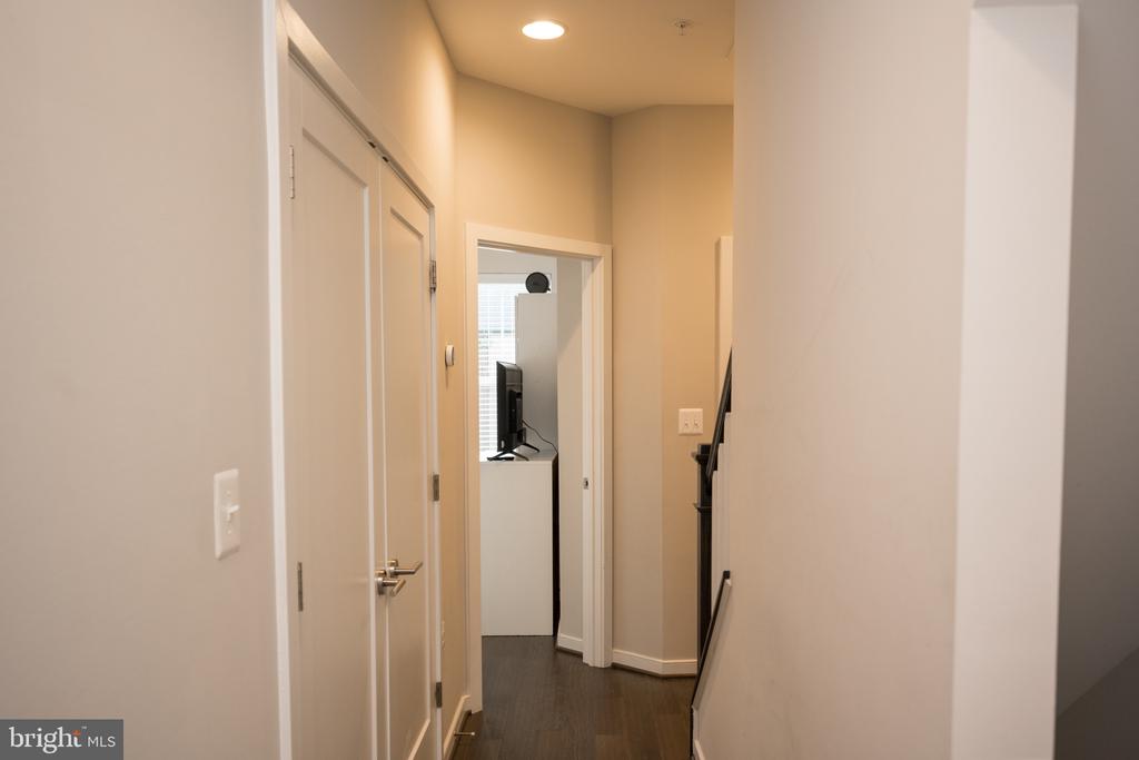 42365 Zebulon Sq, Ashburn, -4940, United States