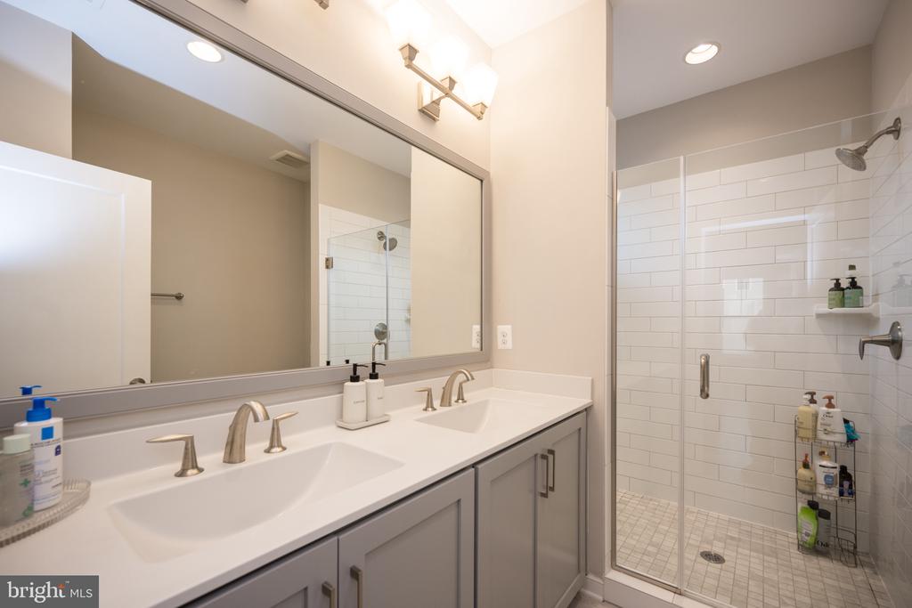 42365 Zebulon Sq, Ashburn, -4940, United States