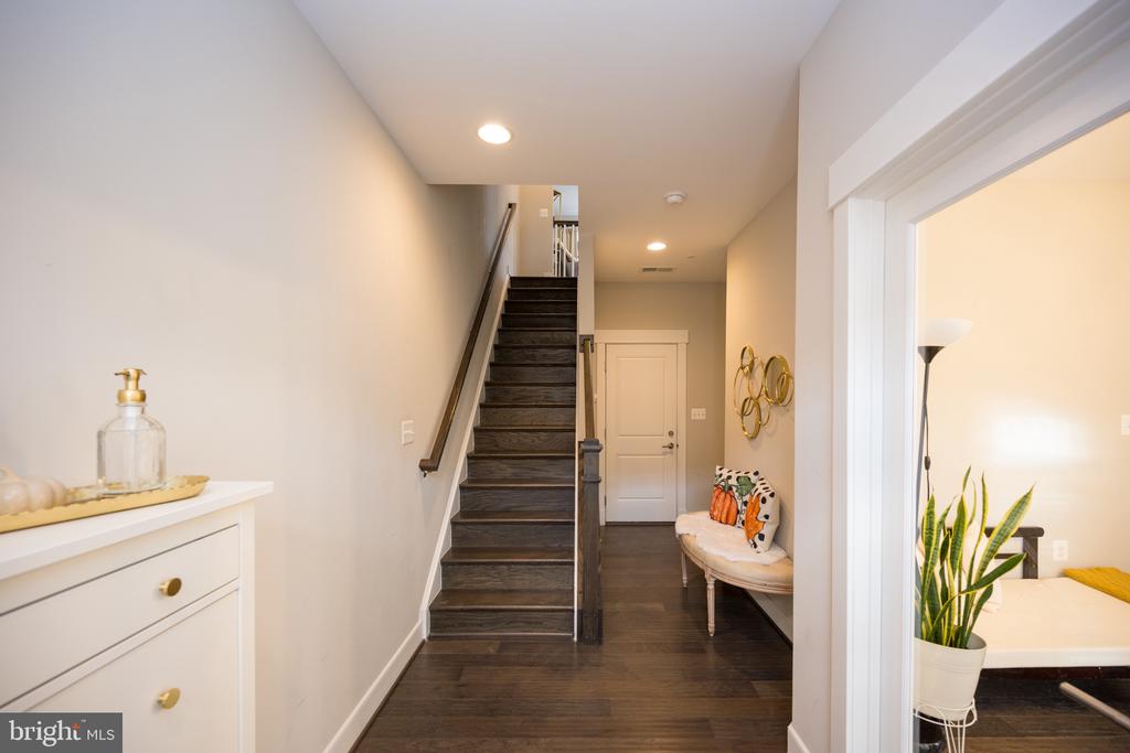 42365 Zebulon Sq, Ashburn, -4940, United States