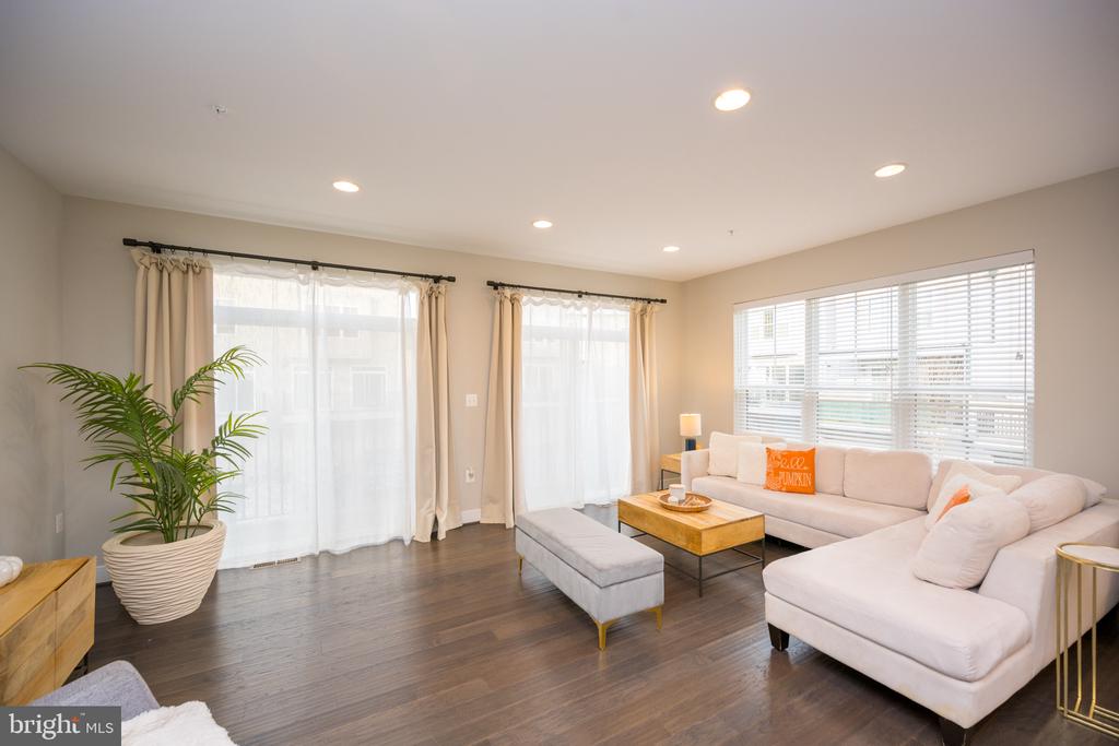 42365 Zebulon Sq, Ashburn, -4940, United States