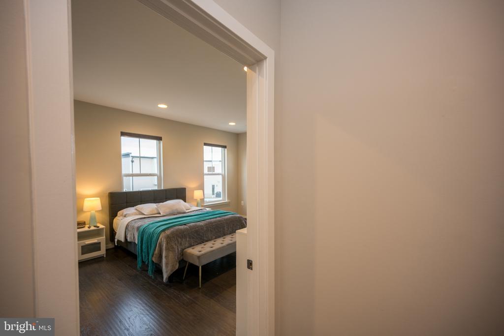 42365 Zebulon Sq, Ashburn, -4940, United States