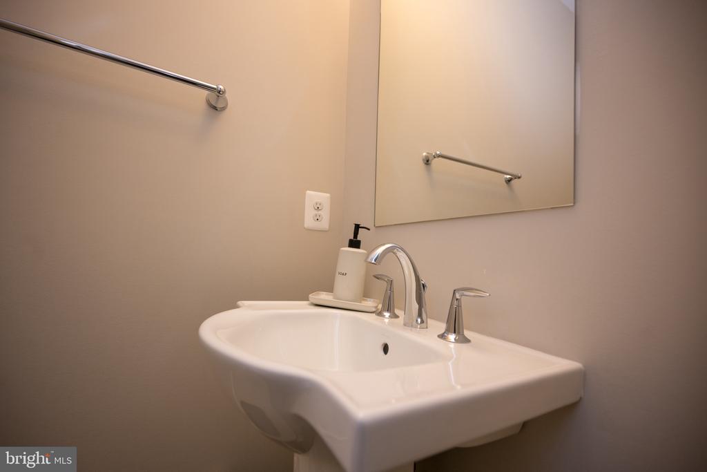 42365 Zebulon Sq, Ashburn, -4940, United States