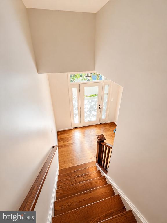 22806 BREEZY HOLLOW DRIVE