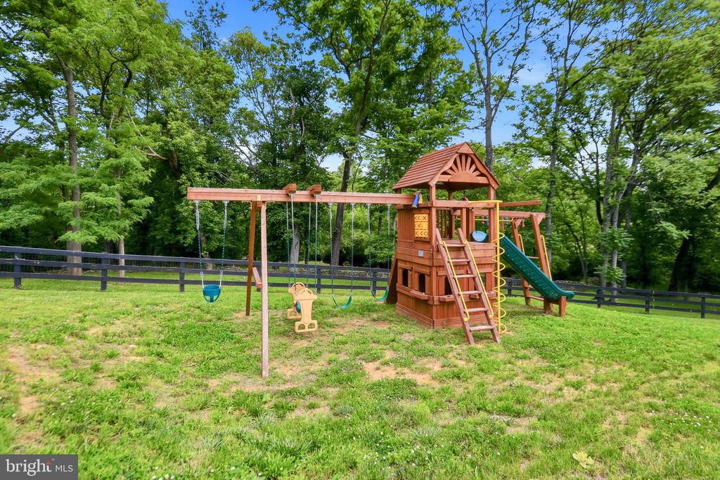 34294 BRIDGESTONE LANE