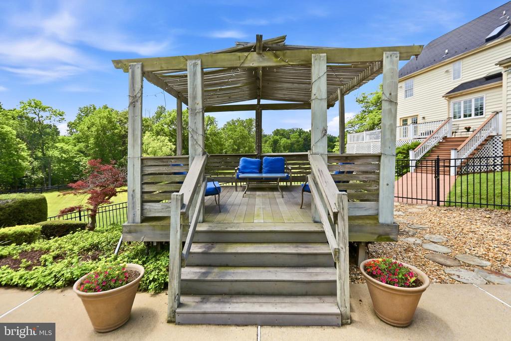 34294 BRIDGESTONE LANE