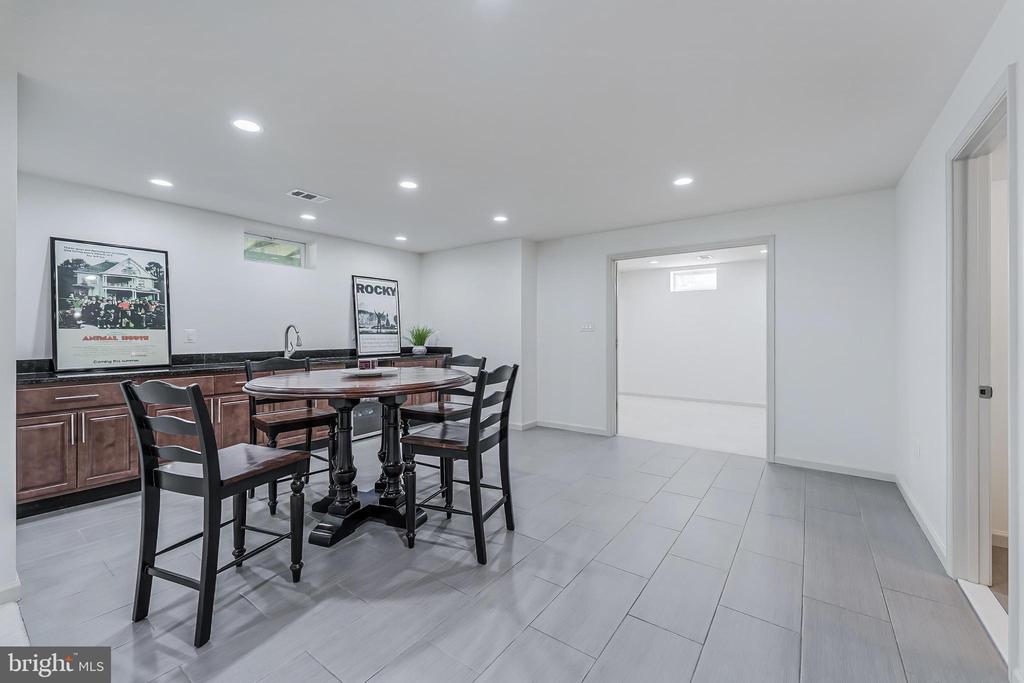 38770 DUTCHMANS KNOLL DRIVE