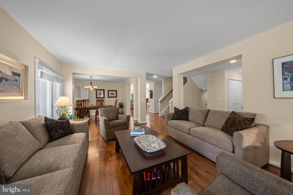 20869 CHANNEL COURT