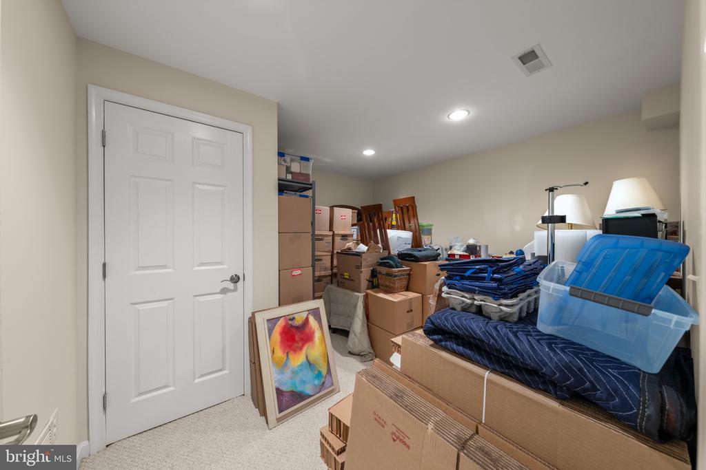 20869 CHANNEL COURT