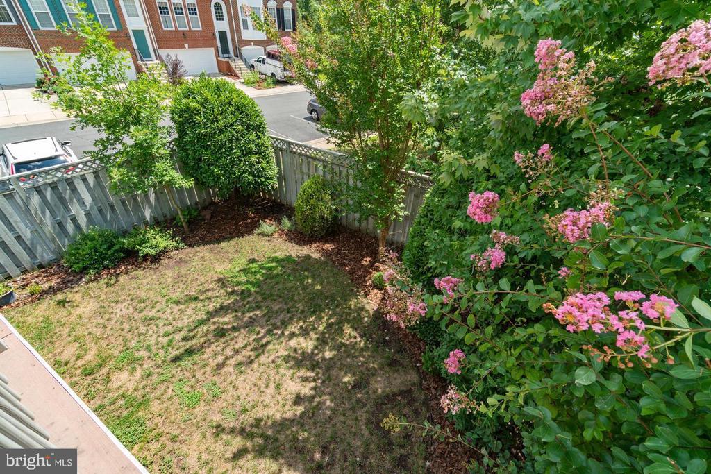 22711 SIMONET BLANC TERRACE