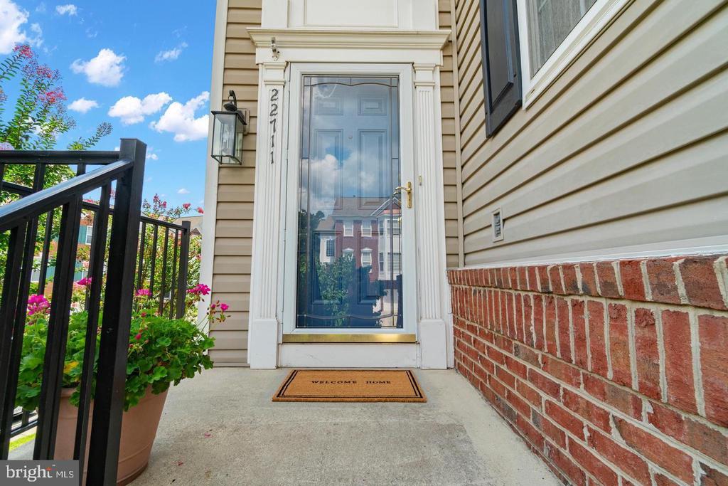 22711 SIMONET BLANC TERRACE