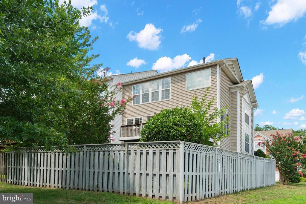 22711 SIMONET BLANC TERRACE