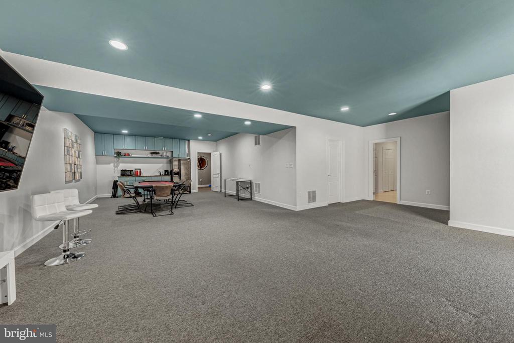 42654 FRONTIER DRIVE