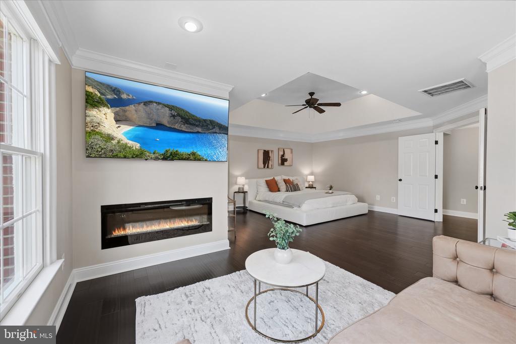 20102 DESERT FOREST DRIVE