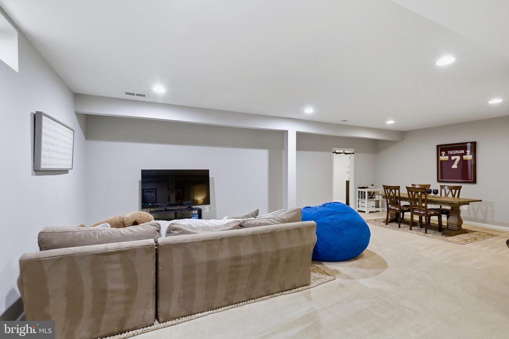 25172 RIDING CENTER DRIVE