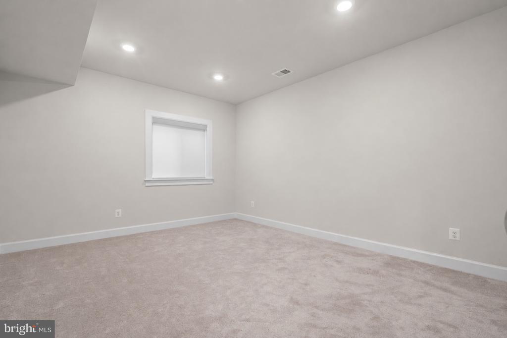 40914 FOXTAIL FIELDS DRIVE