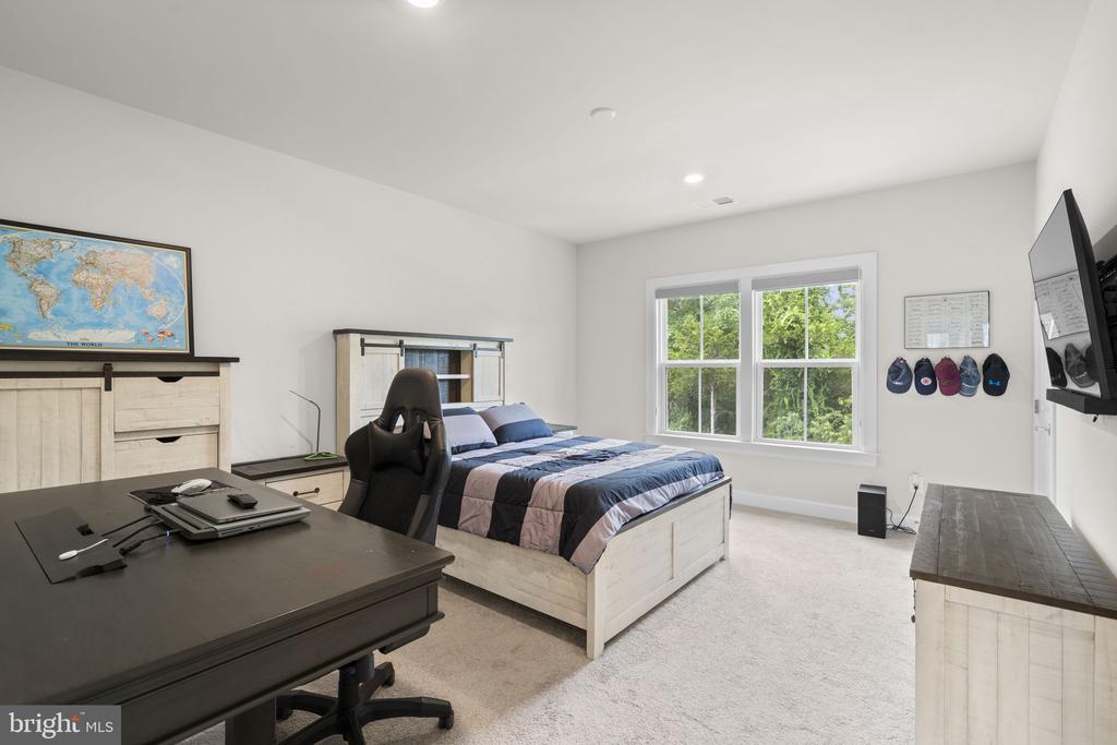 40914 FOXTAIL FIELDS DRIVE