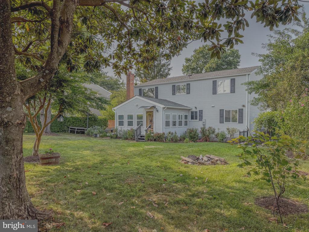 107 APPLETREE DRIVE NE